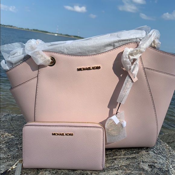 Michael Kors Jet Set Travel Saffiano Leather Chain Shoulder Tote + WALLET - Picture 1 of 5